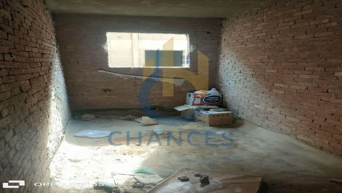Unprecedented Investment Opportunity in a Spacious Property