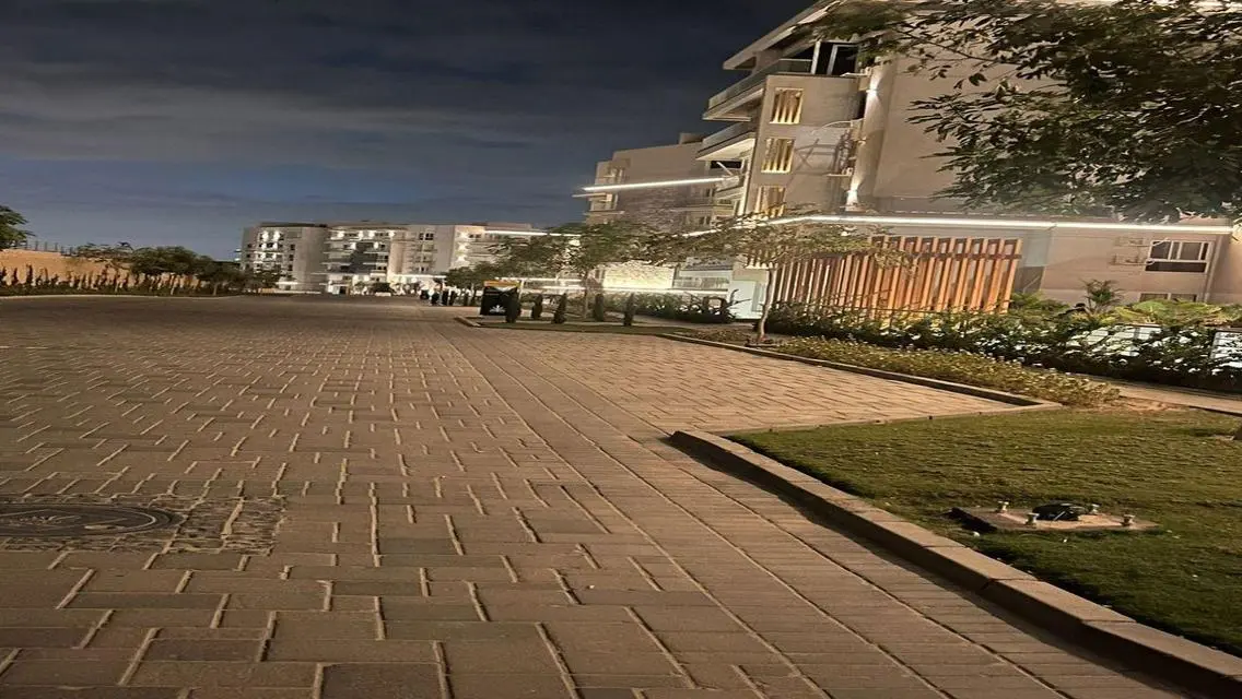Luxury Apartment for Rent - 30000 Square Meters