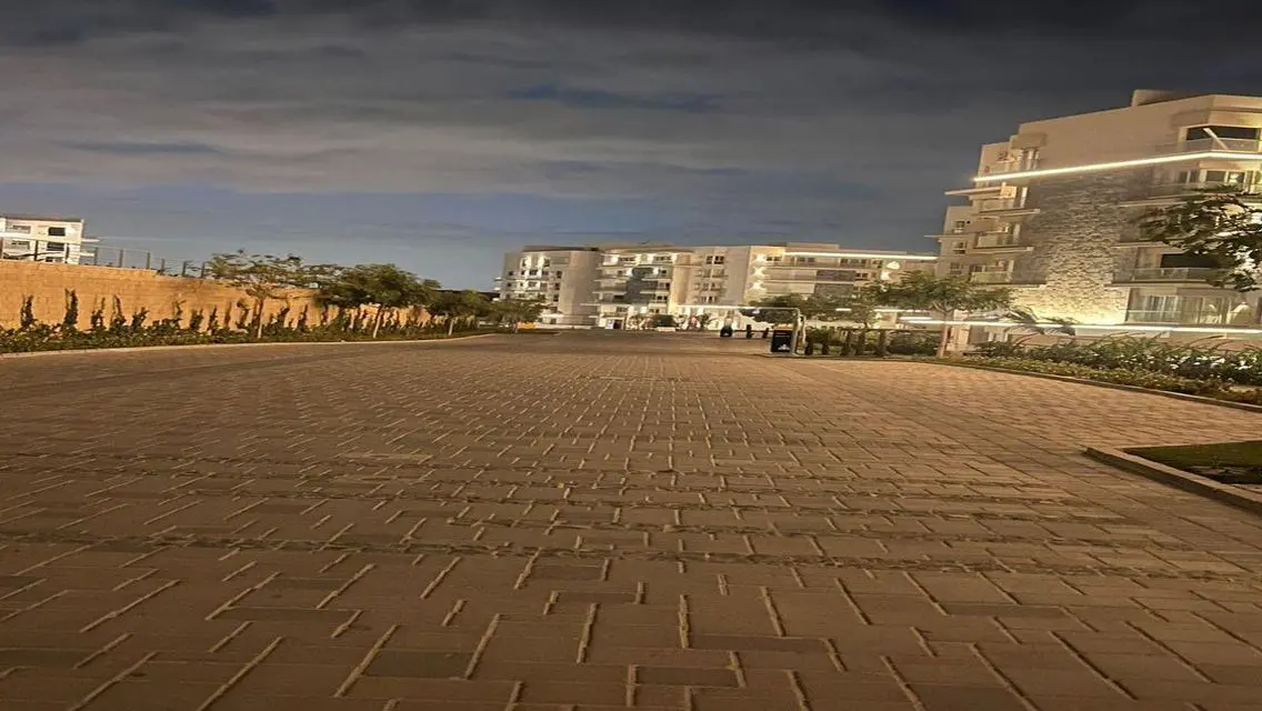 Luxury Apartment for Rent - 30000 Square Meters