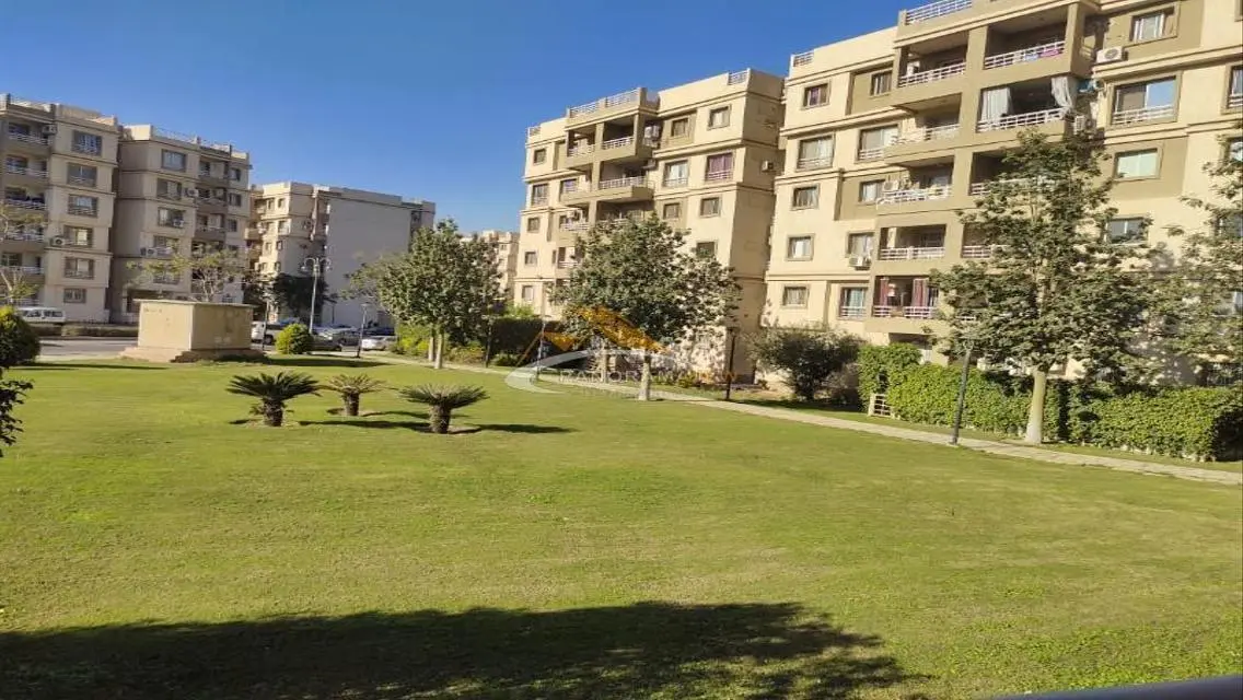 شقة فاخرة في B6 مع إطلالة رائعة