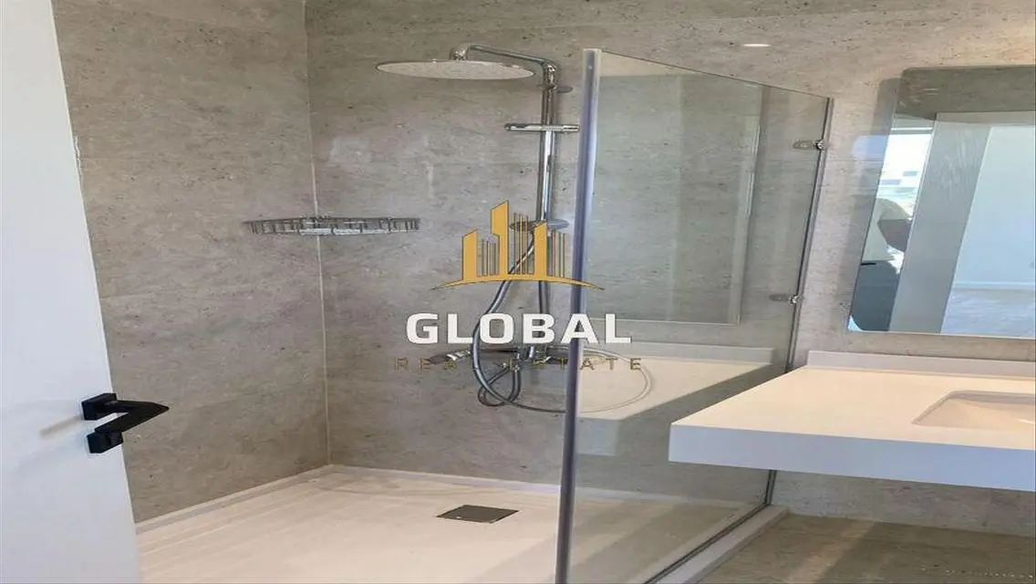 Luxury Apartment with All Amenities in a Residential Community