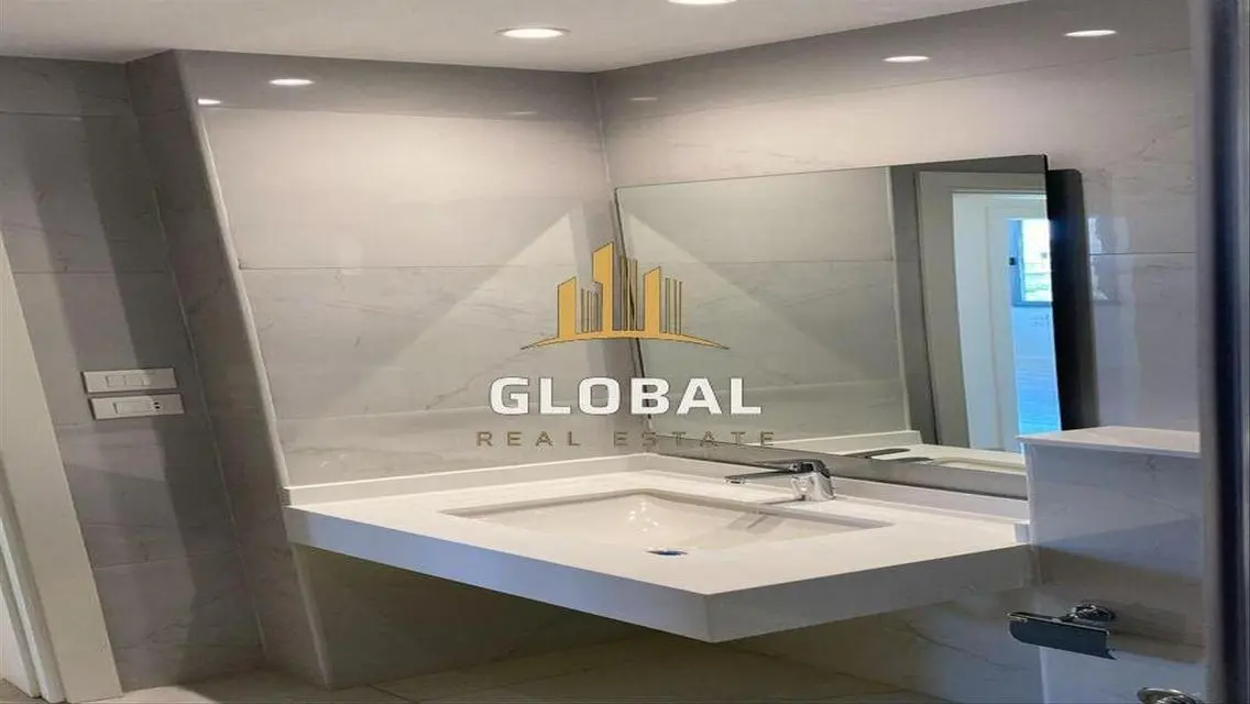 Luxury Apartment with All Amenities in a Residential Community