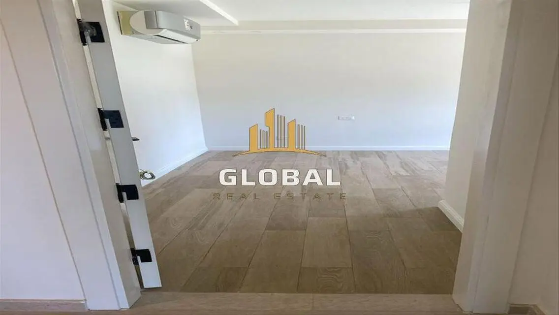 Luxury Apartment with All Amenities in a Residential Community