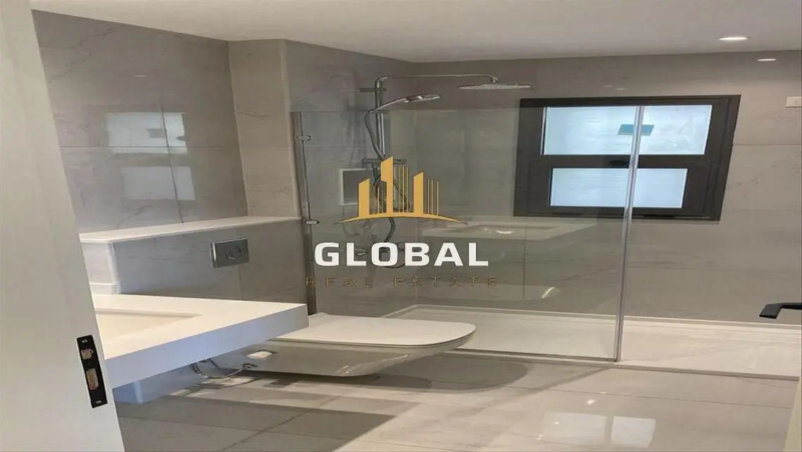 Luxury Apartment with All Amenities in a Residential Community