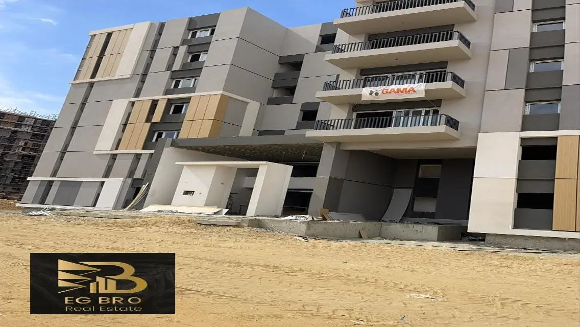 Luxury Apartment for Sale - 195 Sqm with Balcony and Security Guard
