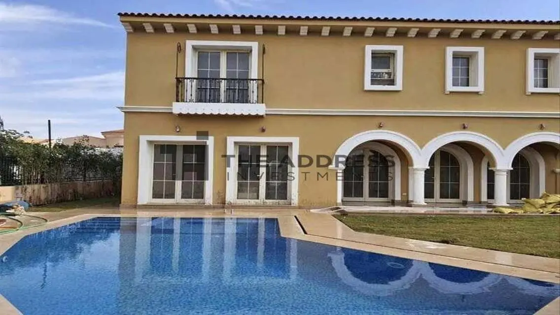 Luxurious Villa with Spacious Area in District 5