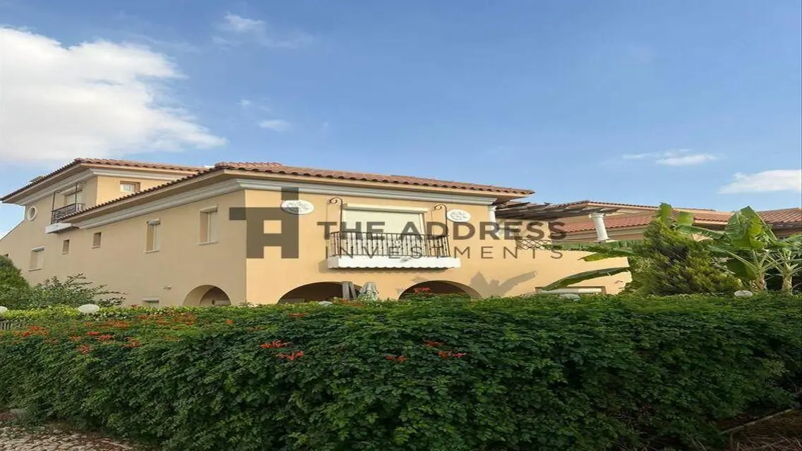 Luxurious Villa with Spacious Area in District 5