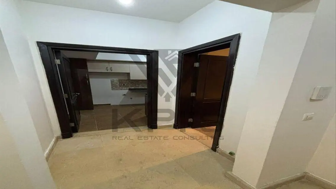 Stunning Three-Bedroom Apartment at an Attractive Price