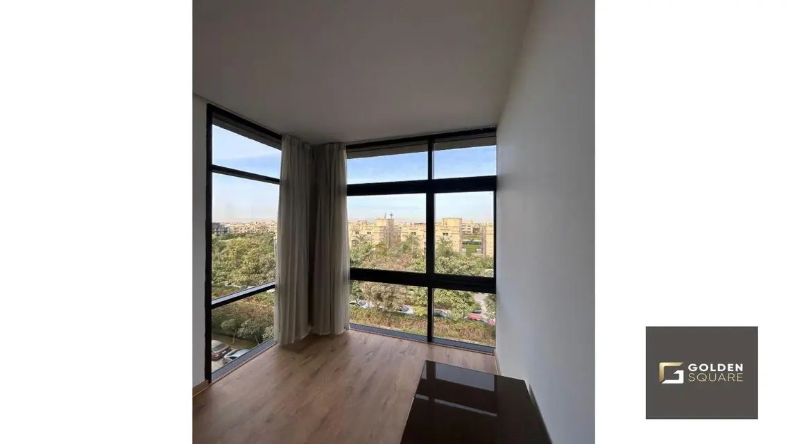 Luxury Apartment for Sale - 167 sq.m in a Quiet Area