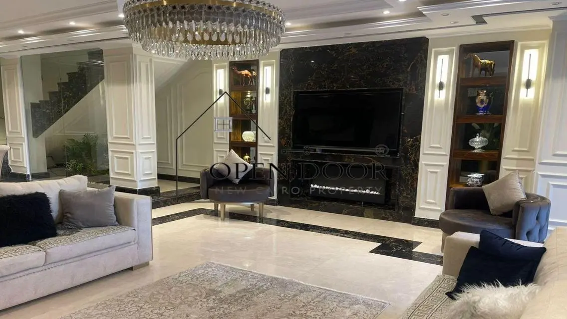Luxury Villa with Private Garden and Shared Pool
