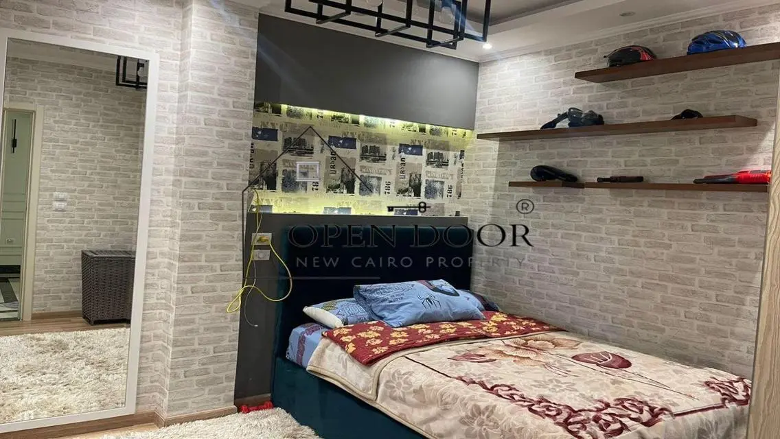 فيلا فاخرة للبيع بمساحة 270 متر