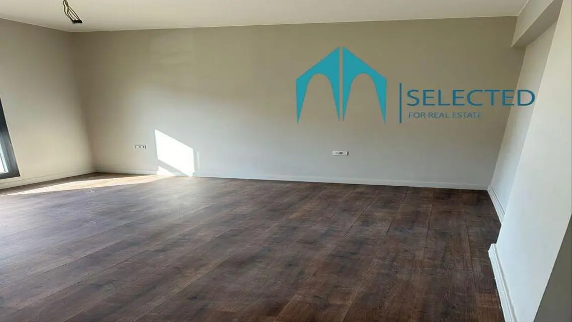 Stylish Apartment for Rent - 260 Meters