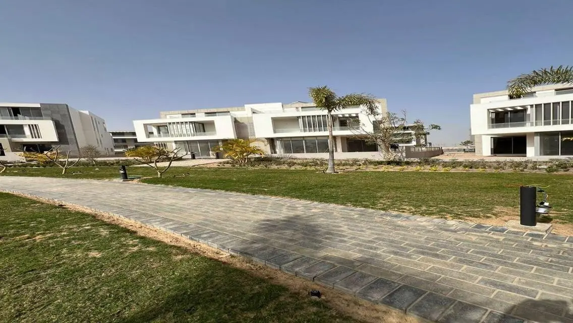 Luxury Villa for Sale with Modern Design