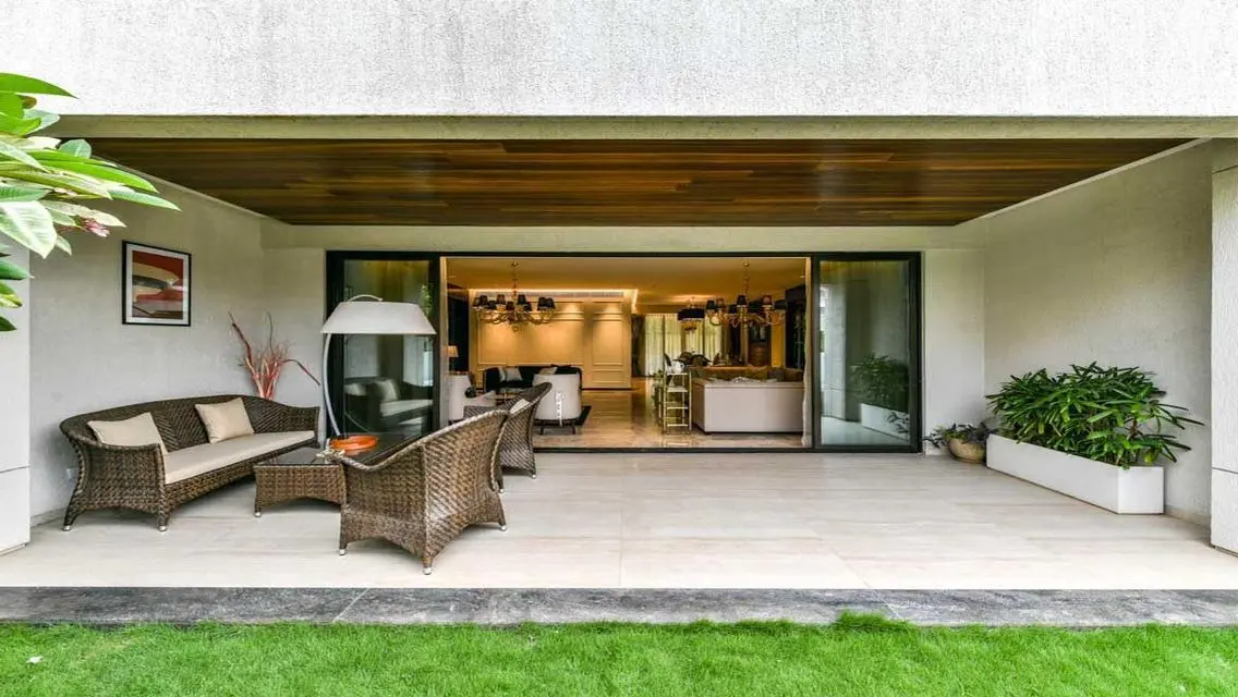 Luxury Villa for Sale with Modern Design