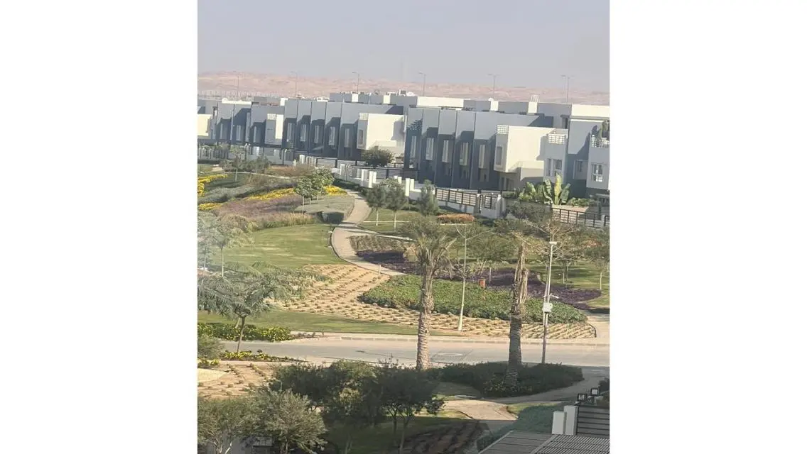 Luxurious 5-Bedroom Apartment for Rent