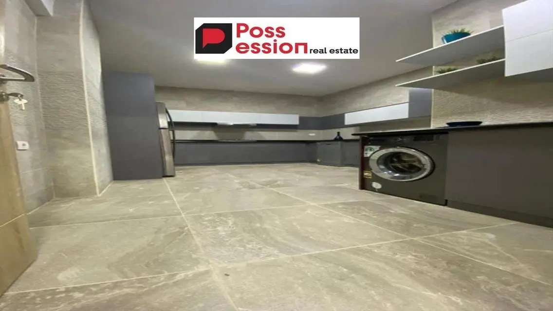 Luxury Apartment in Fifth Square