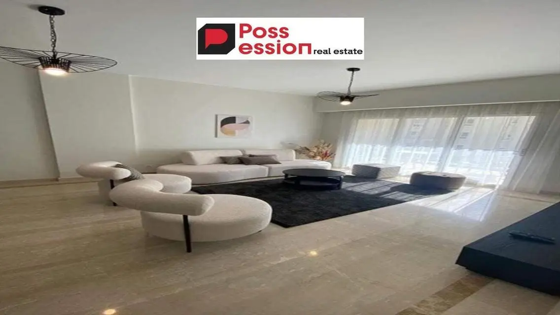 Luxury Apartment in Fifth Square