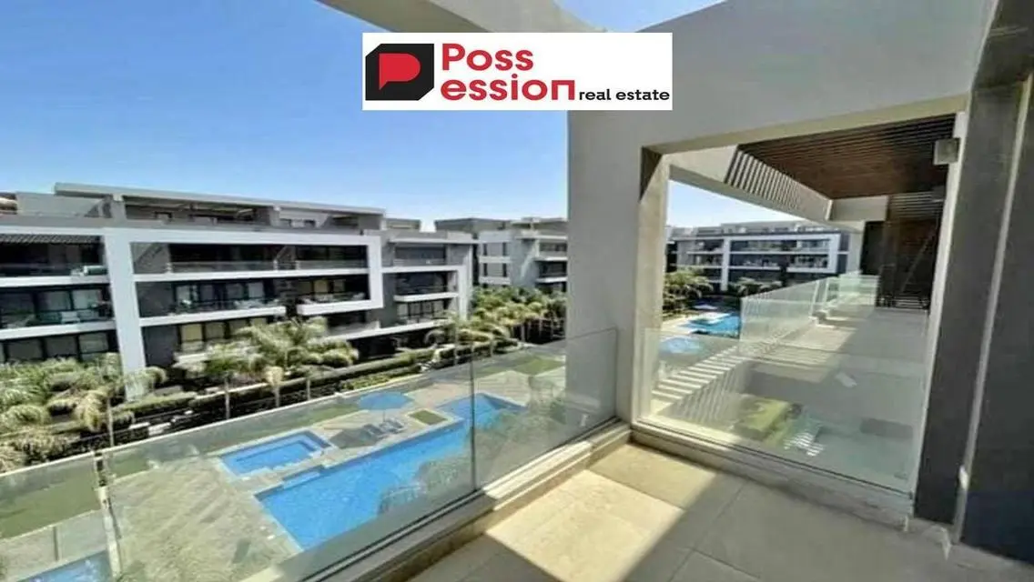 Luxury Apartment Overlooking Lakes in New Cairo