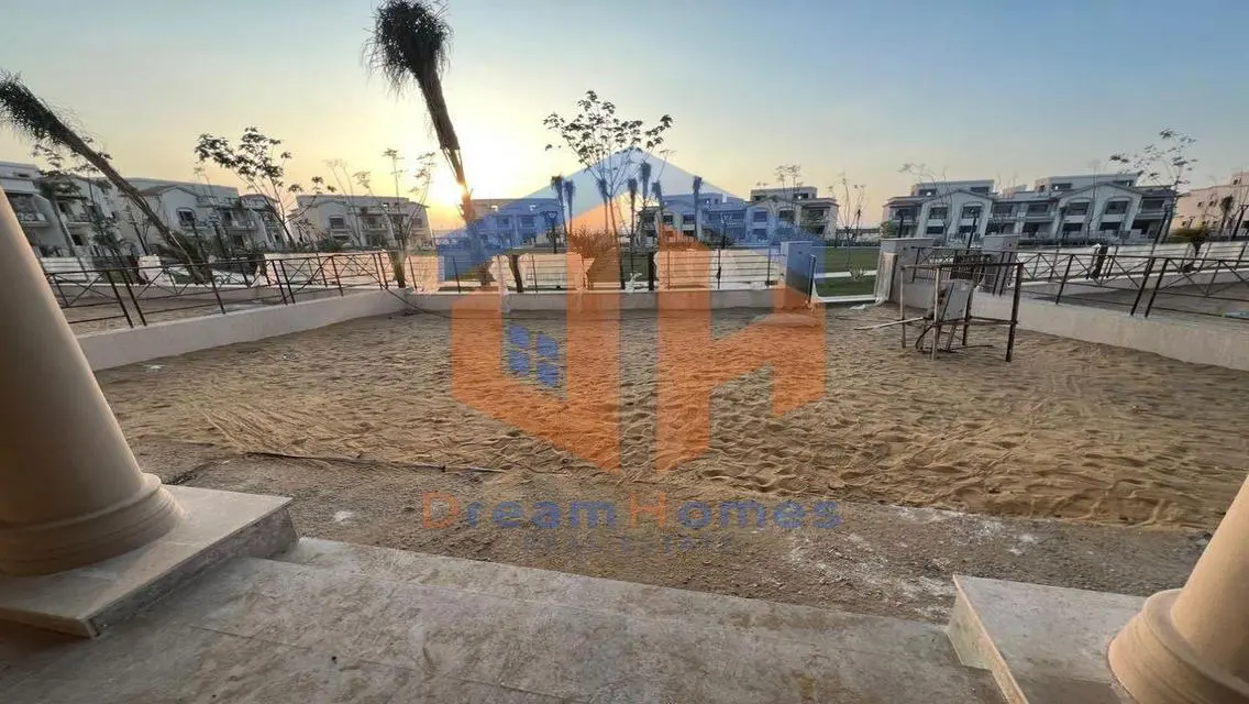 Elegant Apartment in D3 with Private Garden
