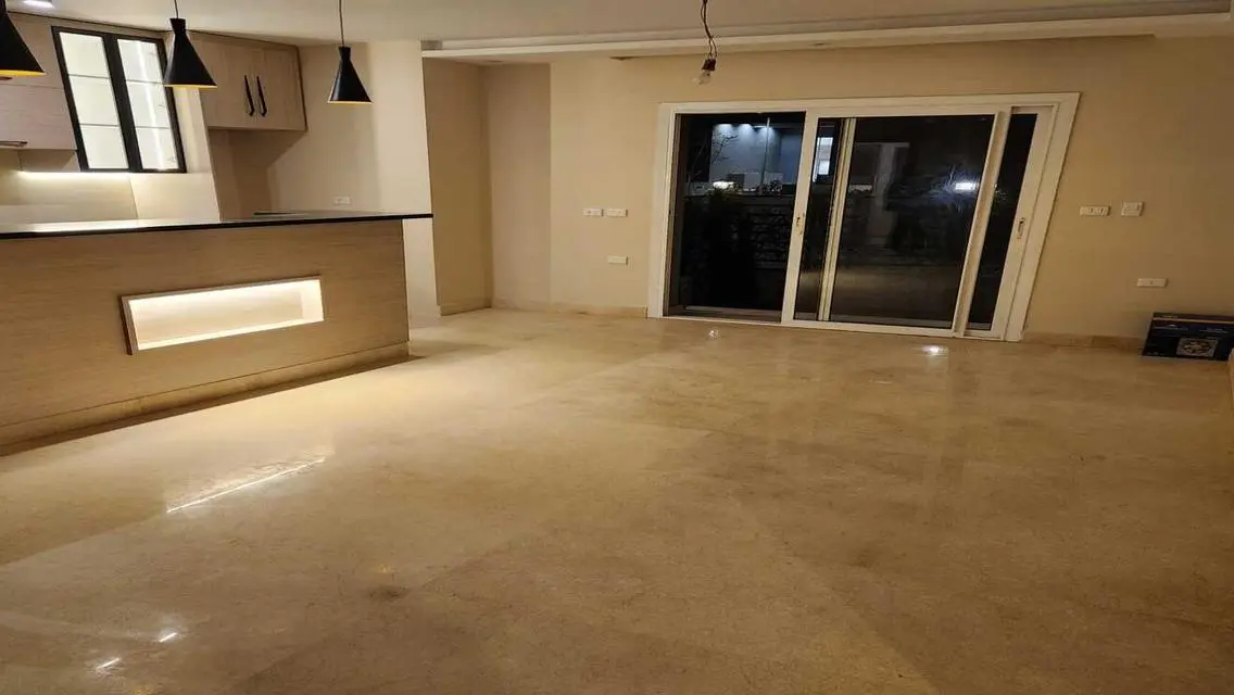 Stunning Apartment for Sale with Lake View