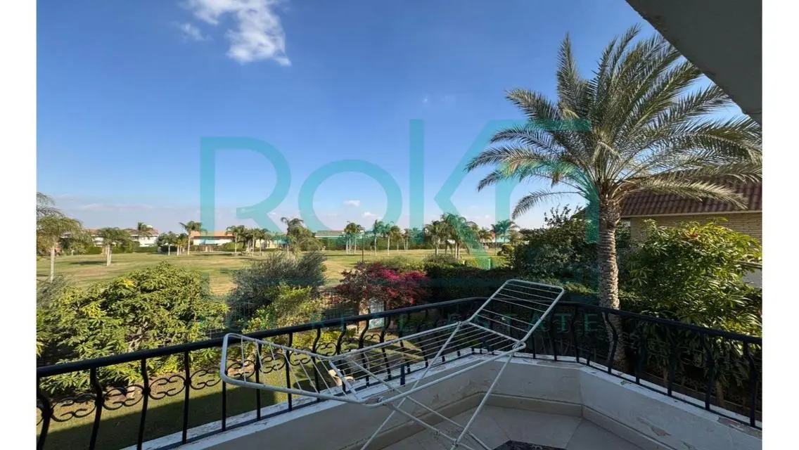 Luxury Villa with Private Garden and Pool