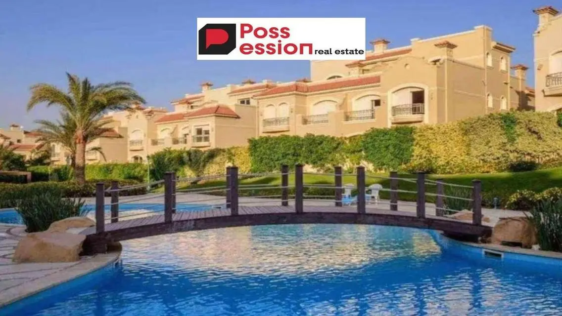 Luxurious Villa for Sale with Stunning Lake Views