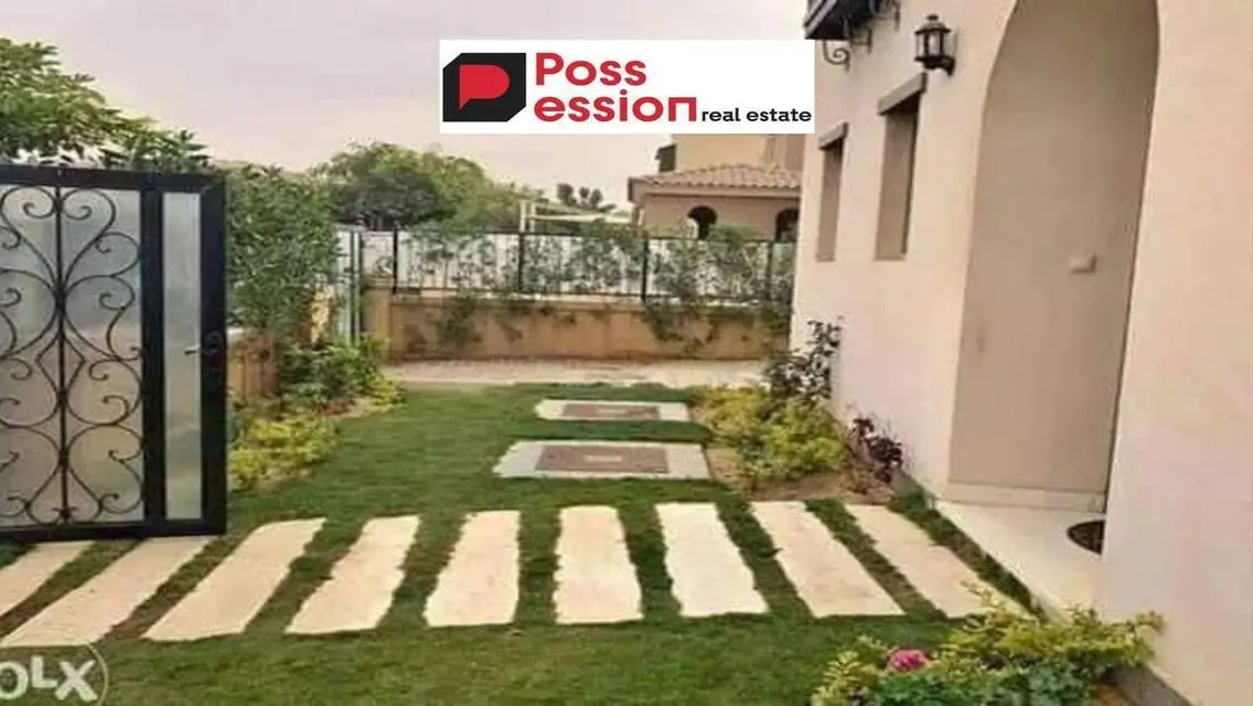 Luxurious Villa for Sale with Stunning Lake Views