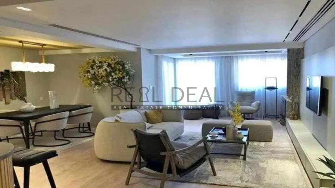 Luxury Villa for Sale in El Patio - Shourk