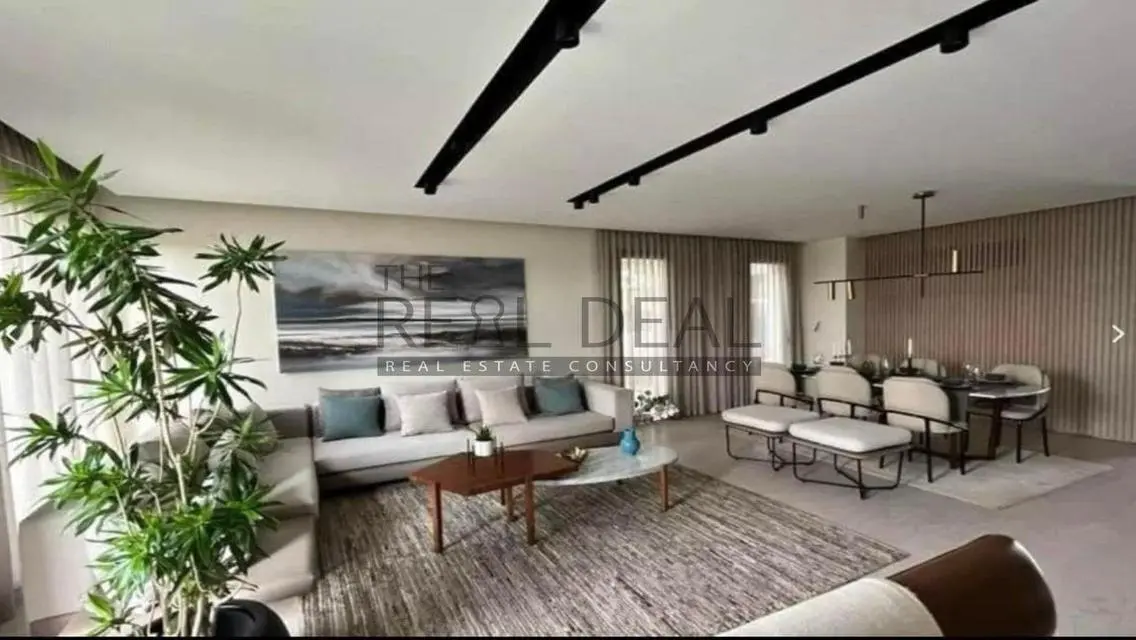 Luxury Villa for Sale in El Patio - Shourk
