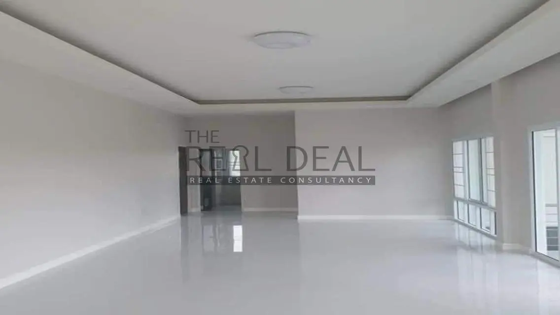 Luxury Villa for Sale in El Patio - Shourk