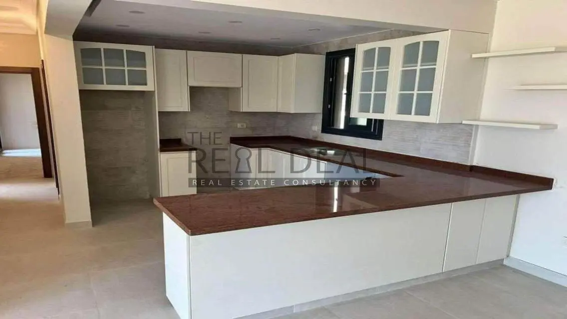 Luxury Villa for Sale in El Patio - Shourk