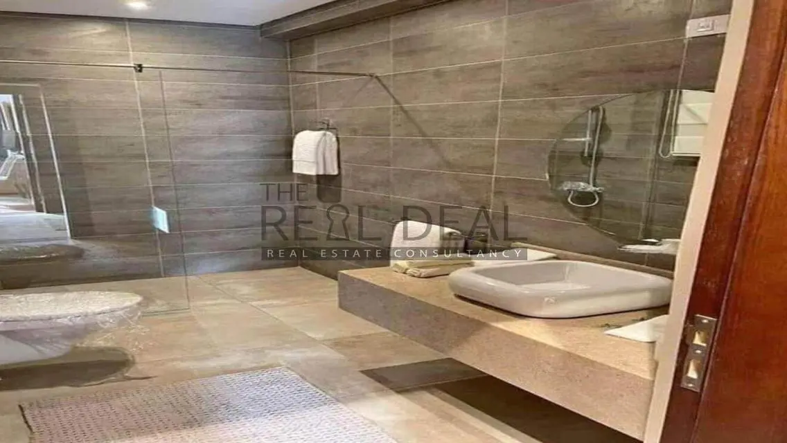 Luxury Villa for Sale in El Patio - Shourk