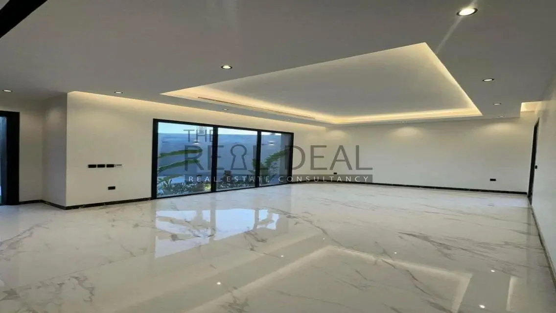 Luxury Villa for Sale in El Patio - Shourk