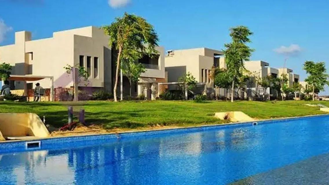 Luxury Apartment for Sale by the Lakes