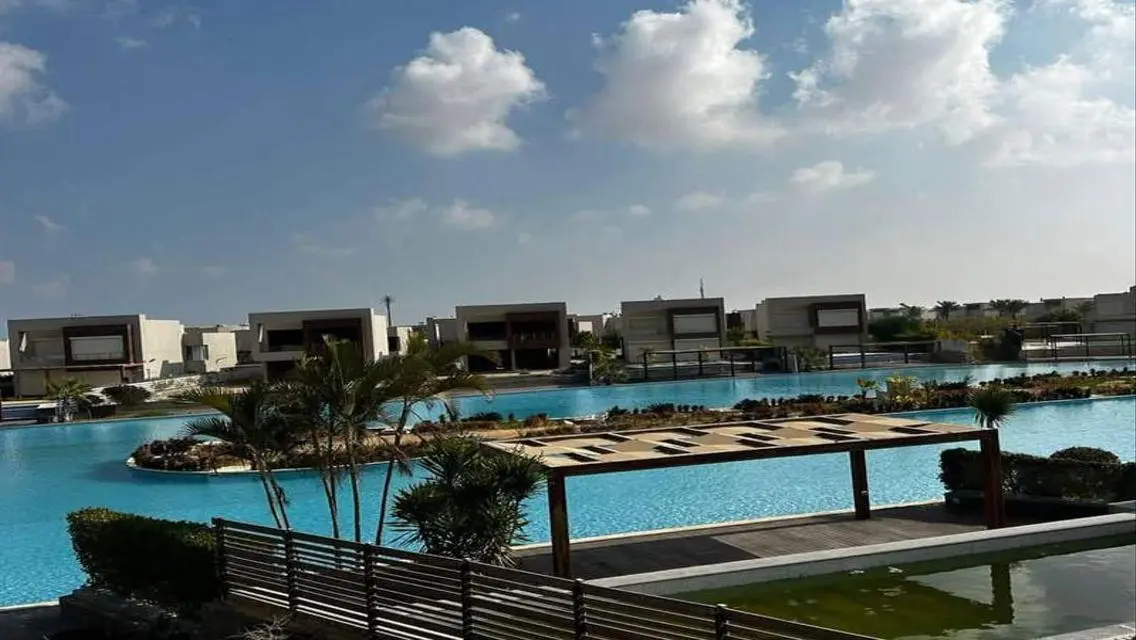 Luxury Apartment for Sale by the Lakes