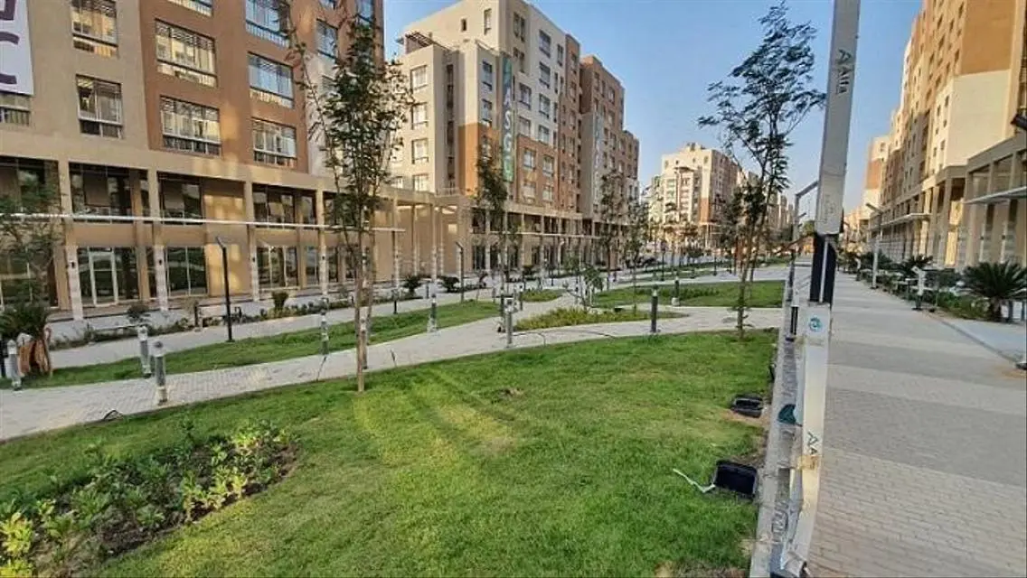 Luxury Apartment in Urban Design Community