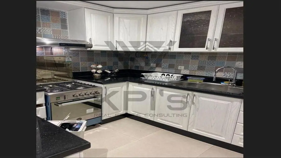 Luxury Apartment for Sale with 860 sqm Space