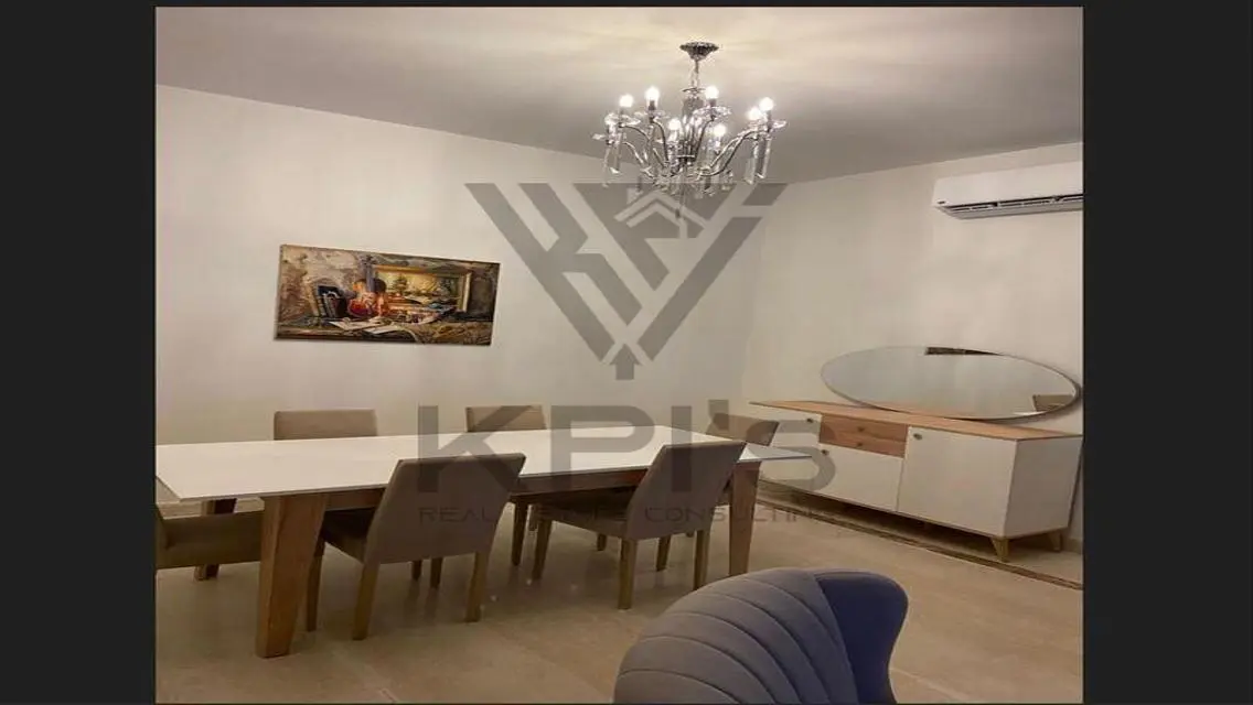Luxury Apartment for Sale with 860 sqm Space