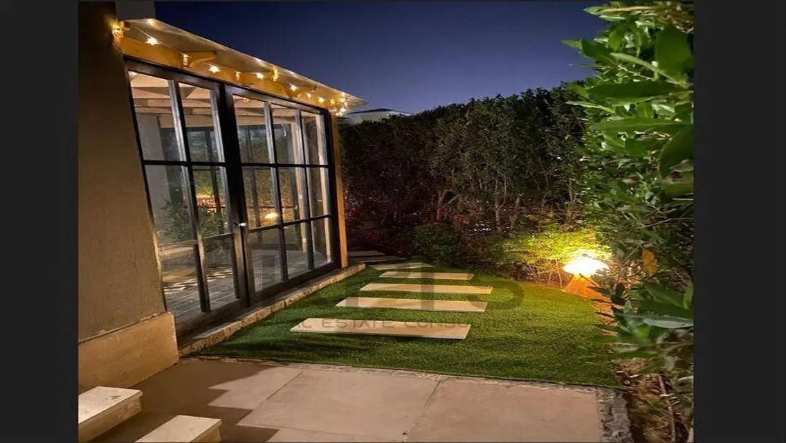 Luxury Apartment for Sale with 860 sqm Space