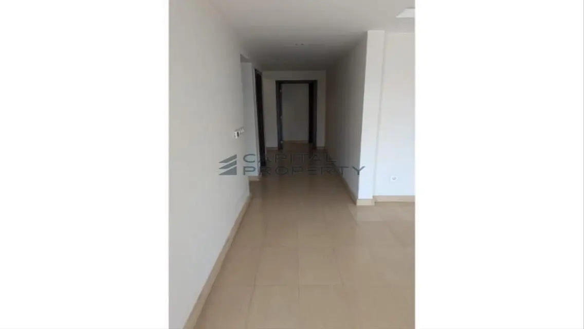 شقة فاخرة للبيع بمساحة واسعة