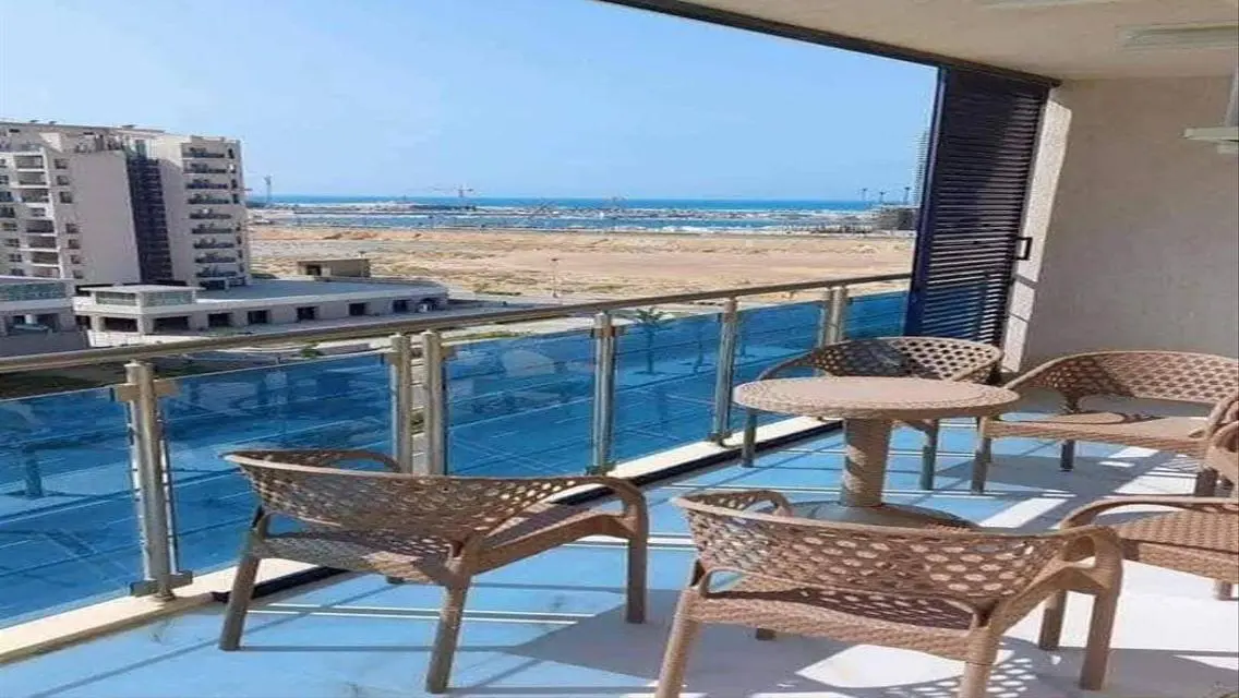 Stunning Villa with Private Garden and Pool