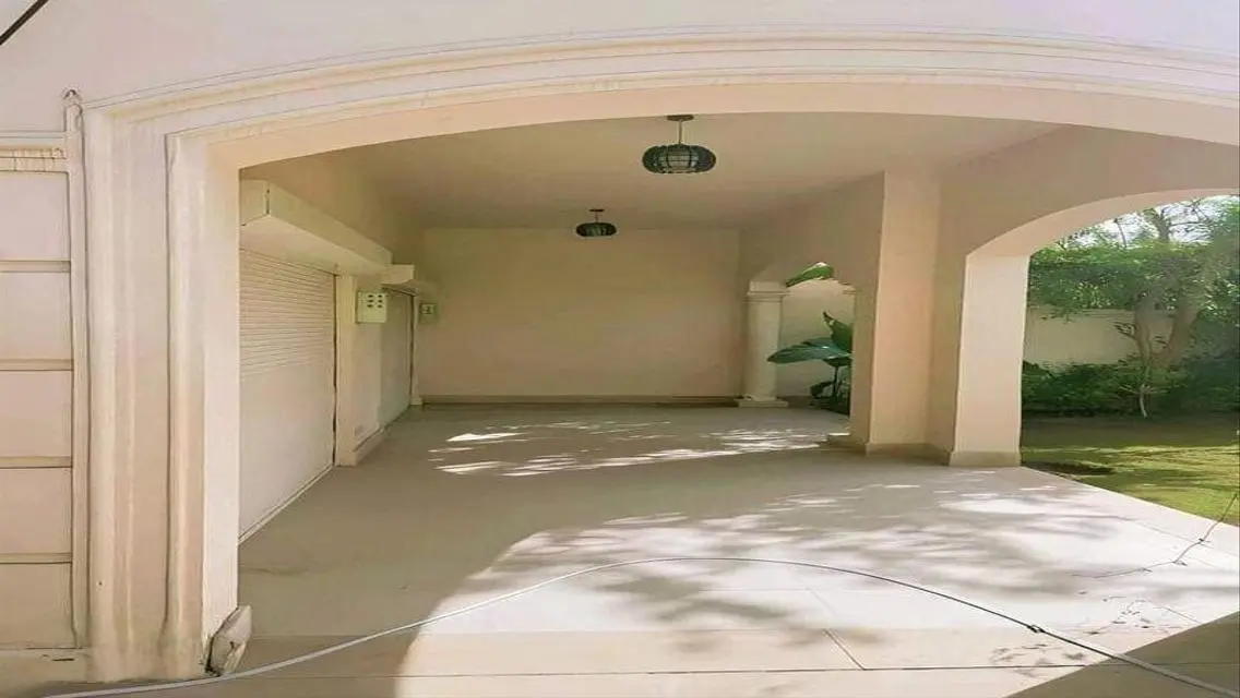 Exceptional Open-Air Property at an Attractive Price