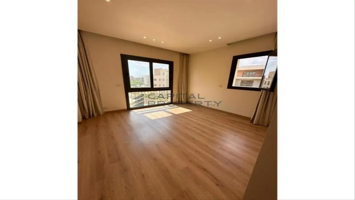 شقة فاخرة في ديستريكت 5 بسعر مغري