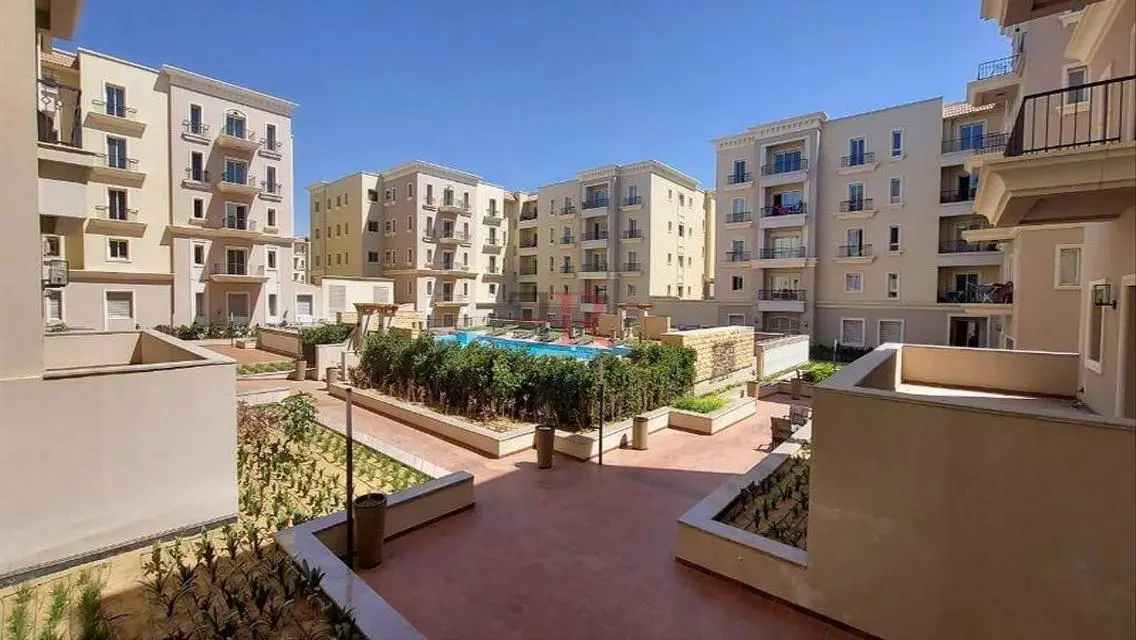 Stylish Apartment for Rent with Study Room and Balcony