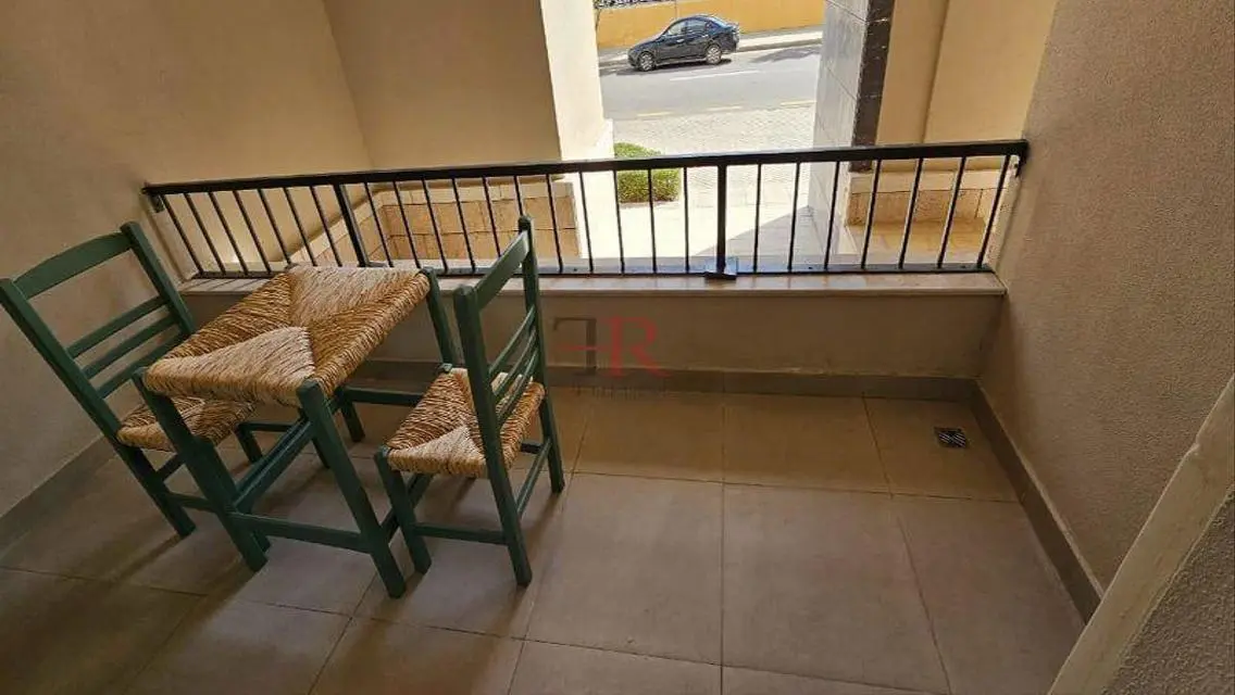 Stylish Apartment for Rent with Study Room and Balcony