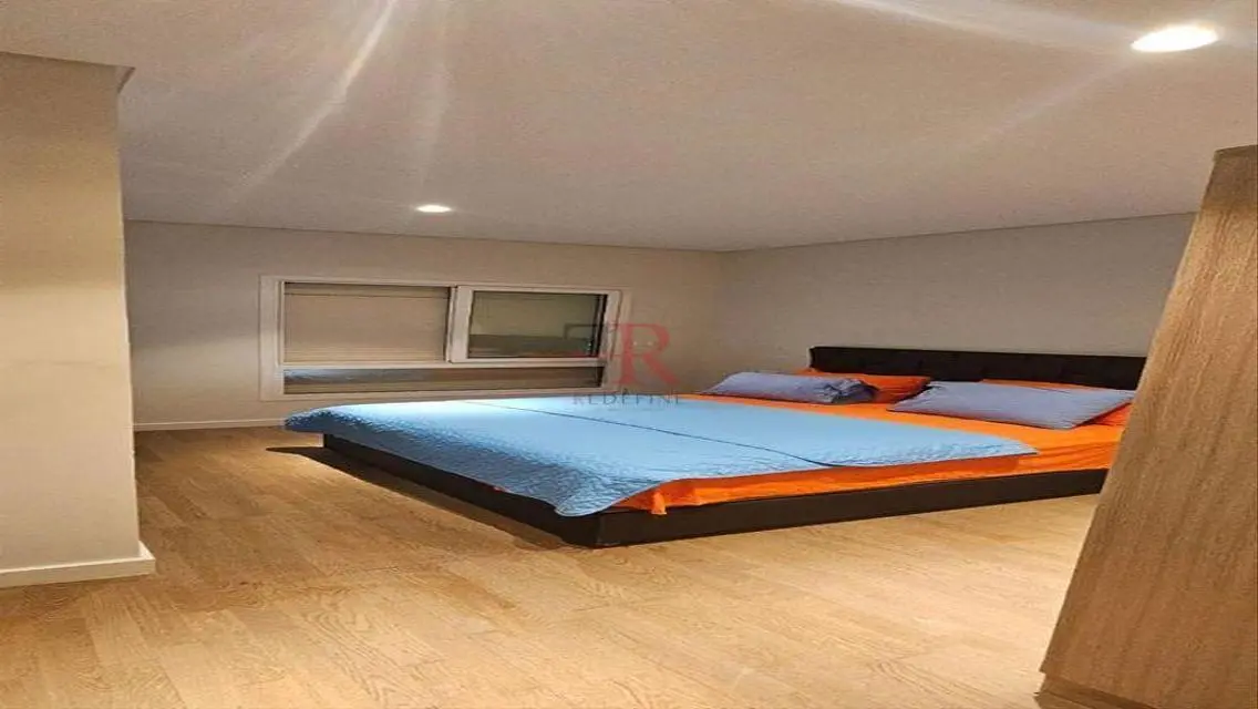 Stylish Apartment for Rent with Study Room and Balcony