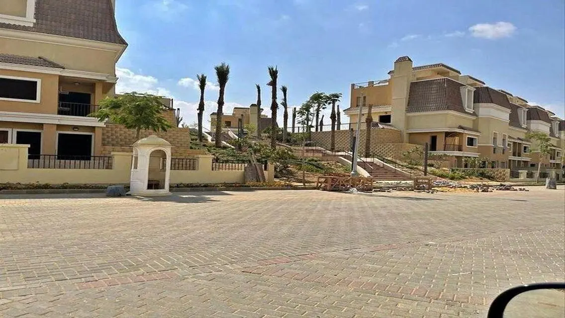 Luxury Villa for Sale with Spacious Amenities