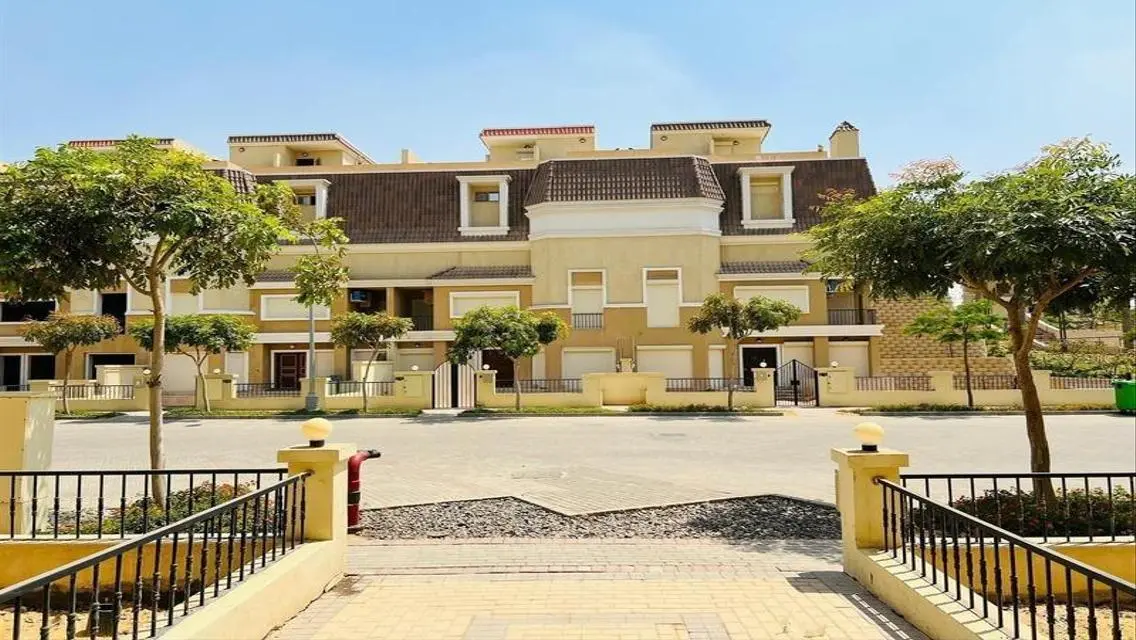 Luxury Villa for Sale with Spacious Amenities