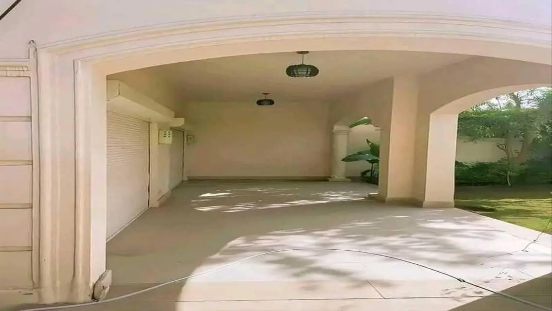 Luxury Villa for Sale with Spacious Amenities