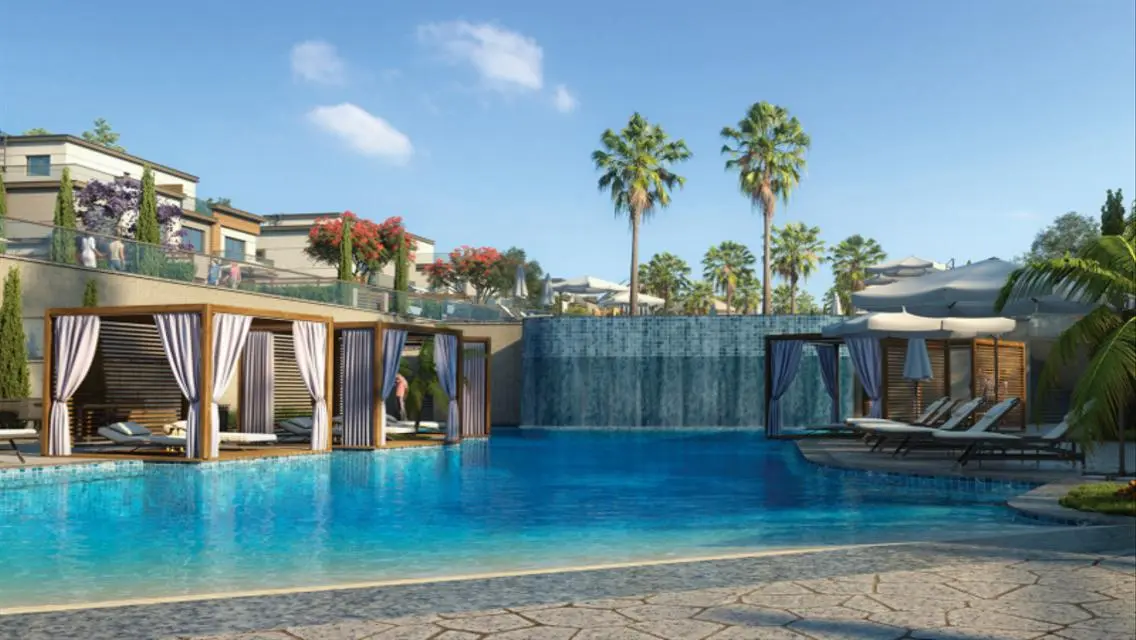 Luxury Apartment for Sale Overlooking Lakes - 104